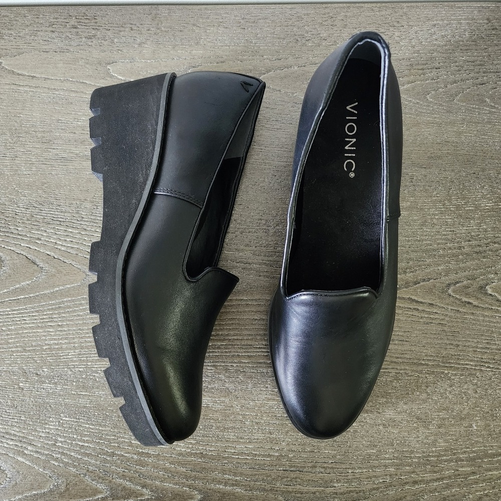 Vionic Willa Wedge Loafers 8.5 Black Leather Lug Corpcore Comfort Minimalist